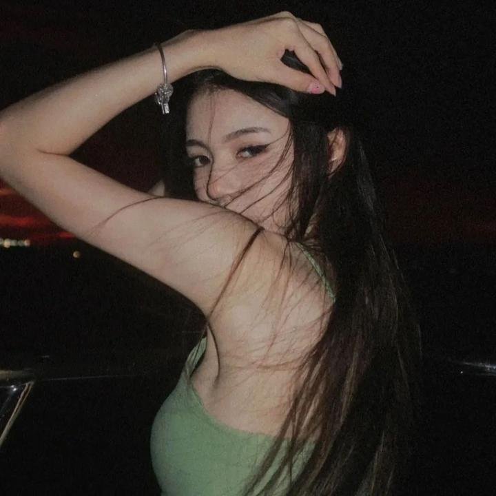 一个叫阿宝的男孩